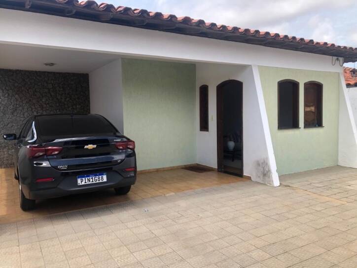 Casa à venda com 5 quartos, 300m² - Foto 4