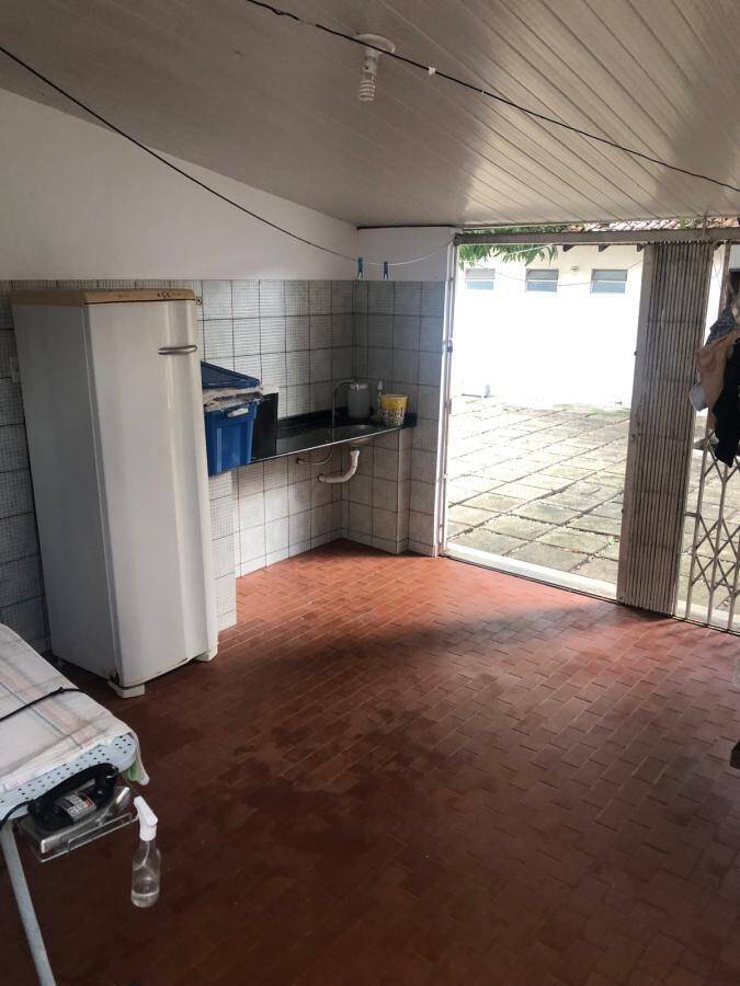 Casa à venda com 5 quartos, 300m² - Foto 14