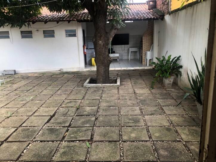 Casa à venda com 5 quartos, 300m² - Foto 15