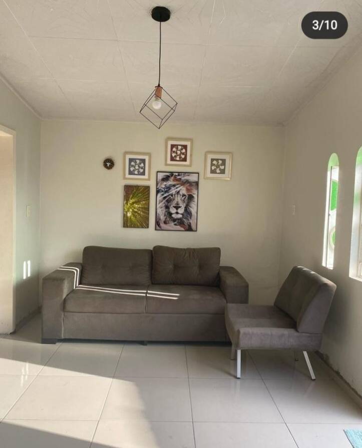 Casa à venda com 3 quartos, 70m² - Foto 3