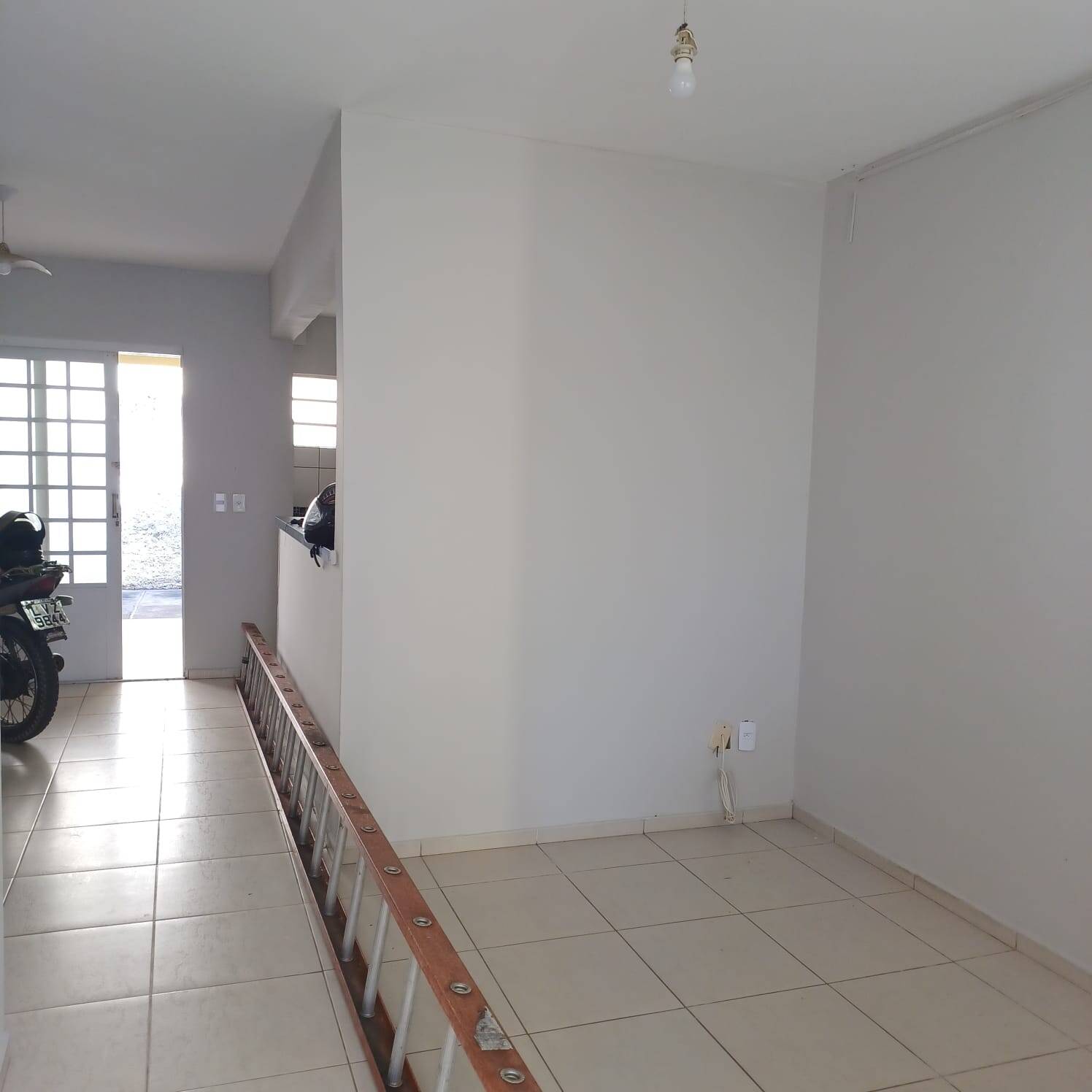 Casa à venda com 3 quartos, 97m² - Foto 7