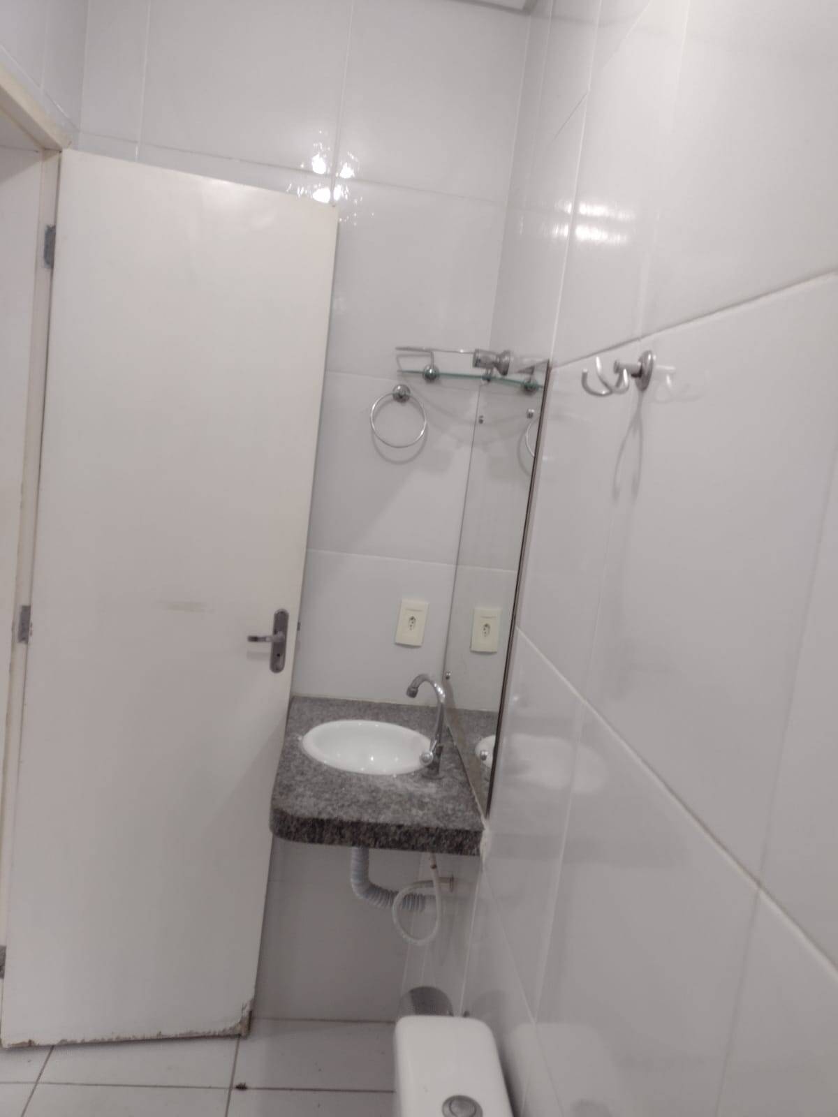 Casa à venda com 3 quartos, 90m² - Foto 14