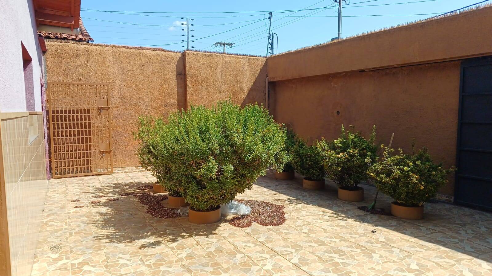 Casa à venda com 4 quartos, 200m² - Foto 6