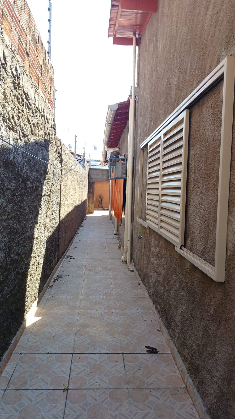 Casa à venda com 4 quartos, 200m² - Foto 10