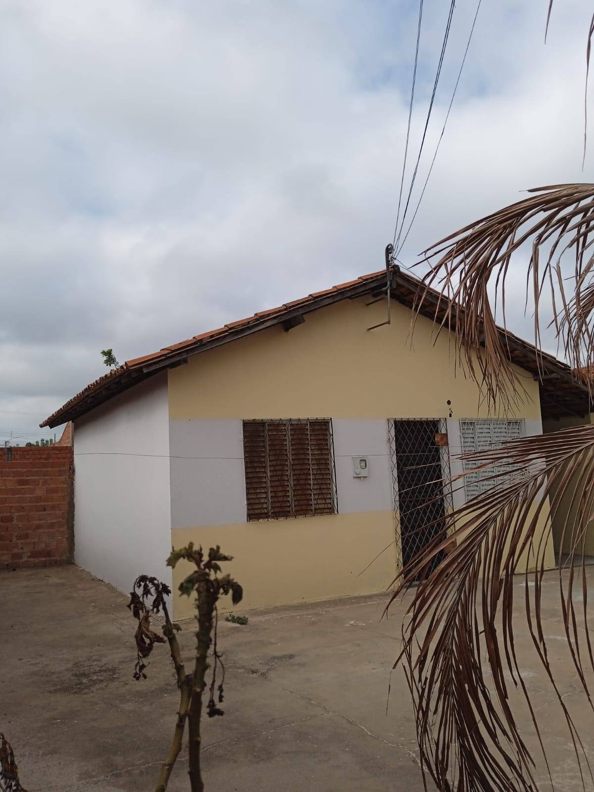 Casa à venda com 2 quartos, 60m² - Foto 2