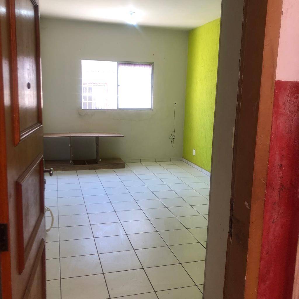 Apartamento à venda com 3 quartos, 70m² - Foto 3