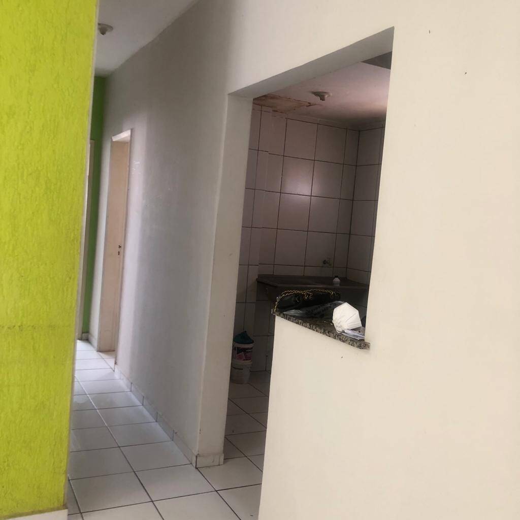 Apartamento à venda com 3 quartos, 70m² - Foto 4