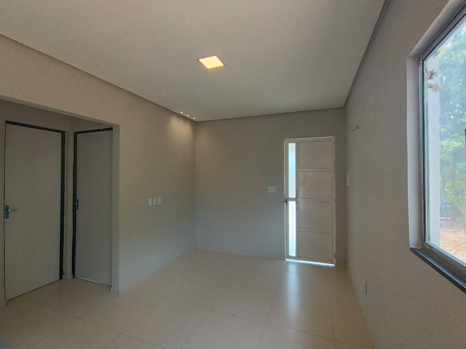 Casa à venda com 2 quartos, 43m² - Foto 9