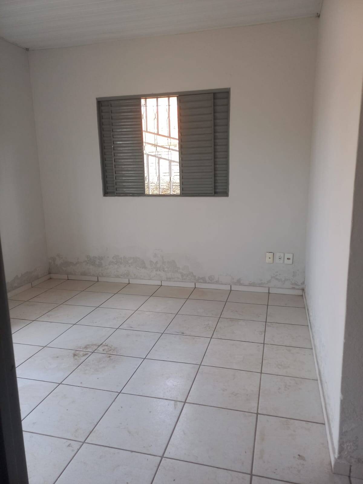 Casa à venda com 2 quartos, 54m² - Foto 7