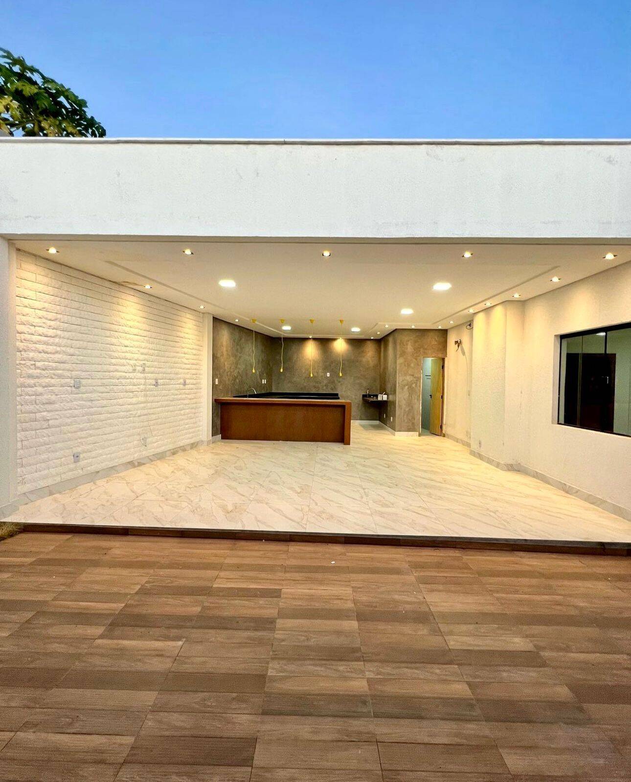 Casa à venda com 4 quartos, 300m² - Foto 6