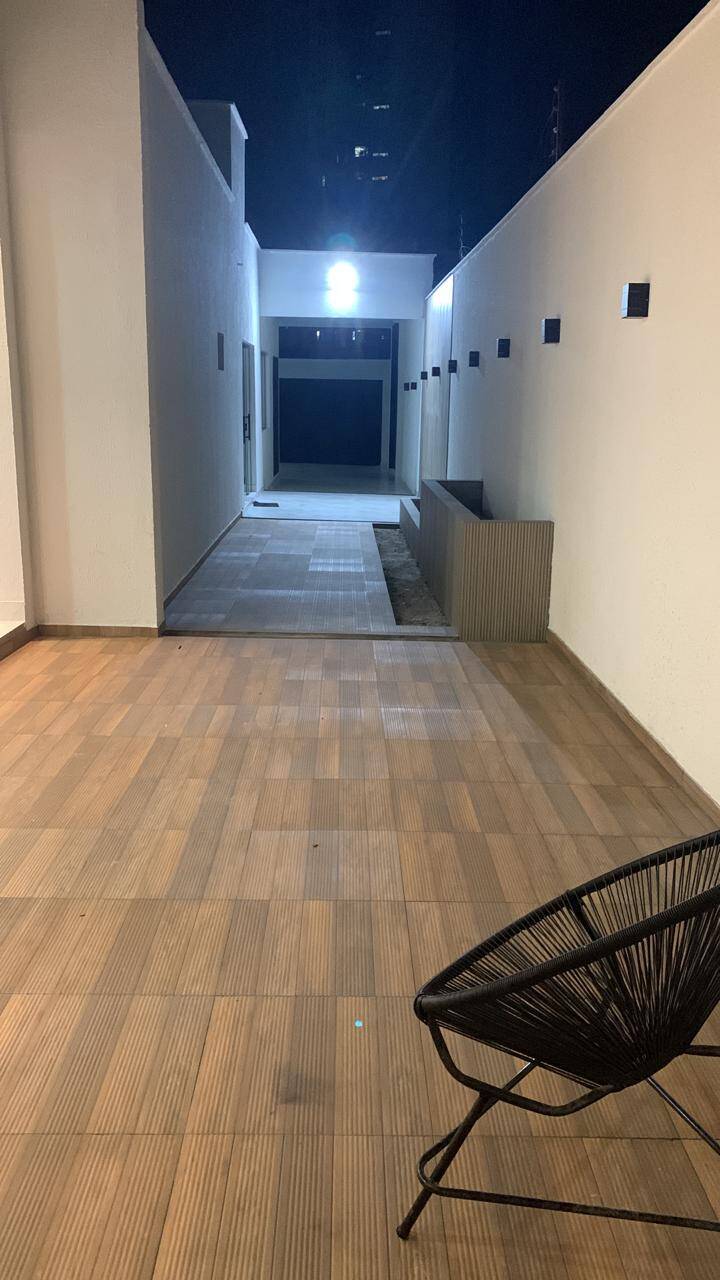 Casa à venda com 4 quartos, 300m² - Foto 11