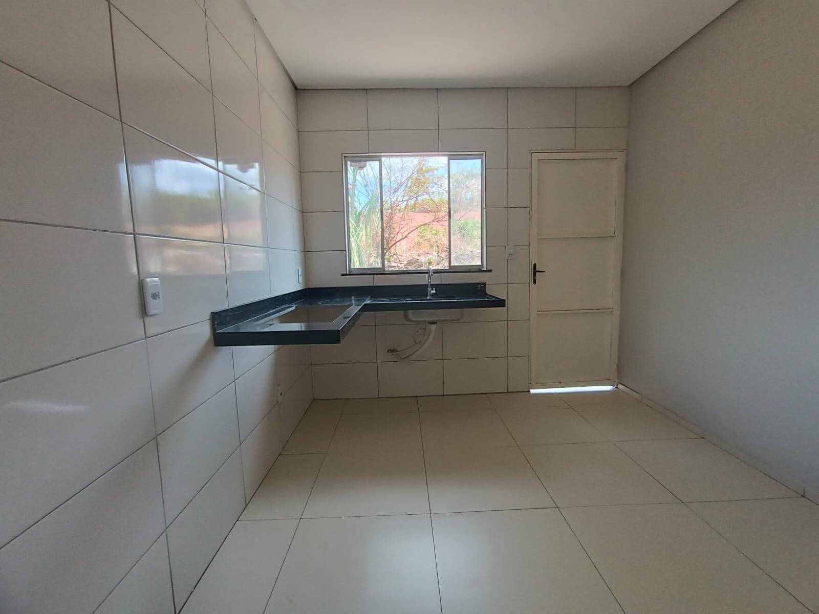 Casa à venda com 2 quartos, 43m² - Foto 8