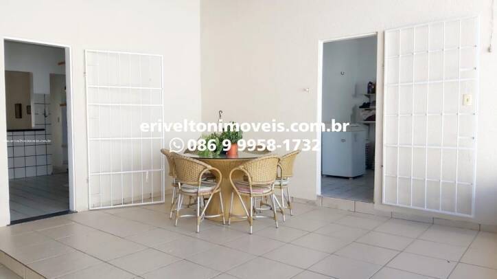 Casa à venda com 4 quartos, 209m² - Foto 19