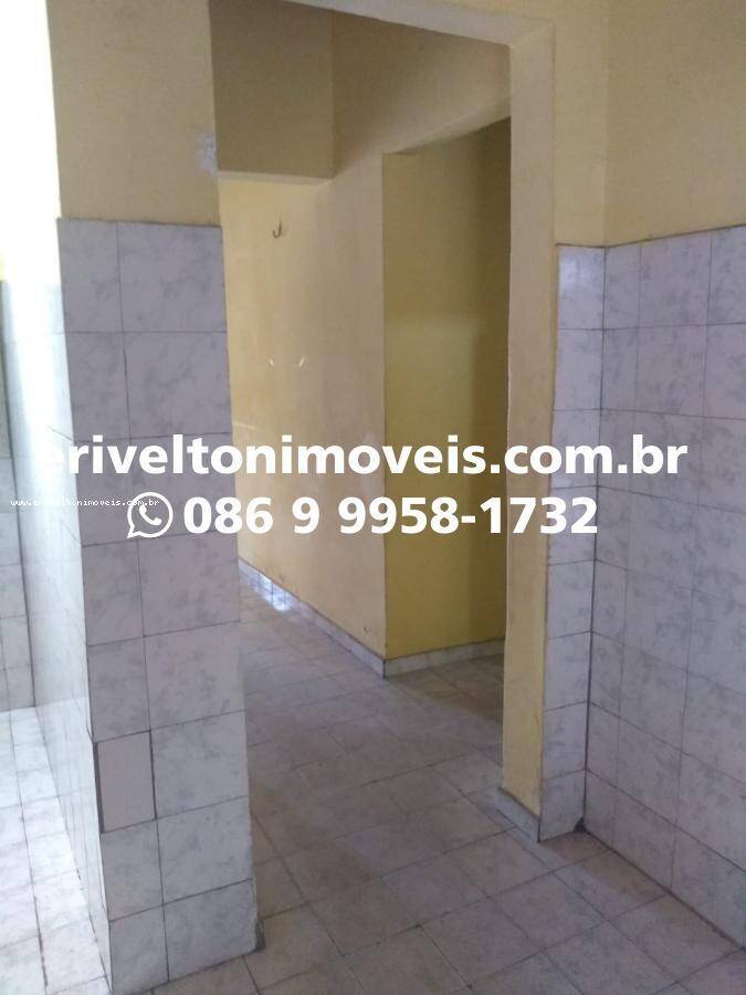 Casa à venda com 3 quartos, 200m² - Foto 5