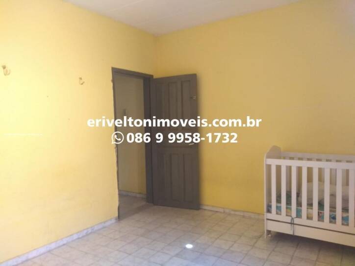 Casa à venda com 3 quartos, 200m² - Foto 14