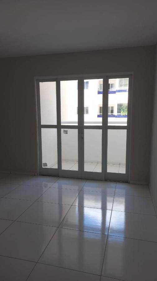 Apartamento à venda com 3 quartos, 73m² - Foto 4