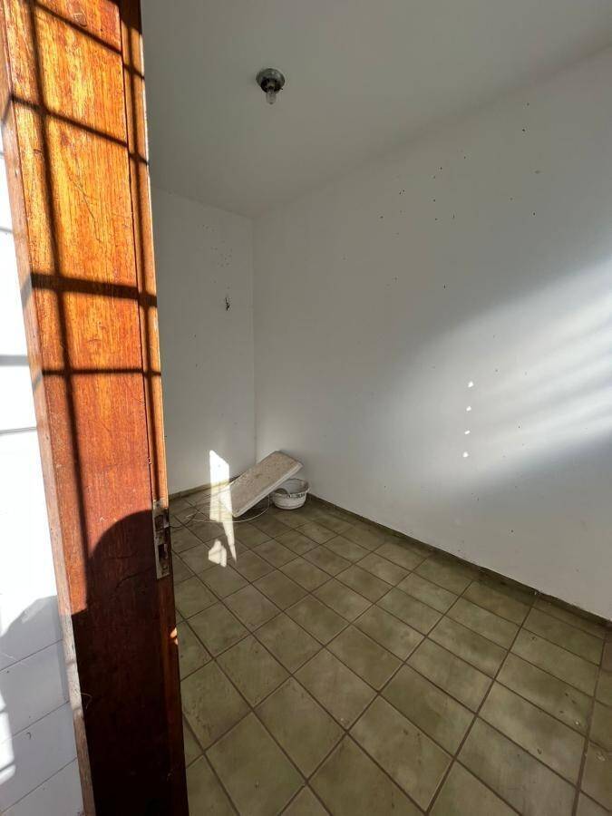 Casa à venda com 3 quartos, 139m² - Foto 13