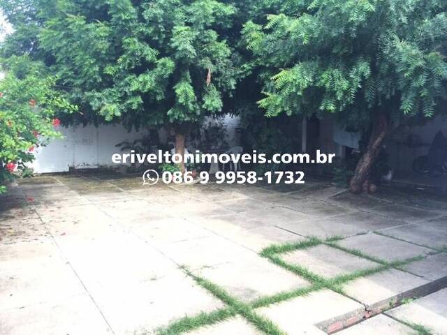 #110 - Casa Avulsa para Venda em Teresina - PI - 2