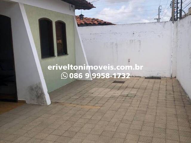 #116 - Casa Avulsa para Venda em Teresina - PI - 2