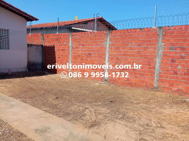 Casa Avulsa para Venda em Teresina - 5