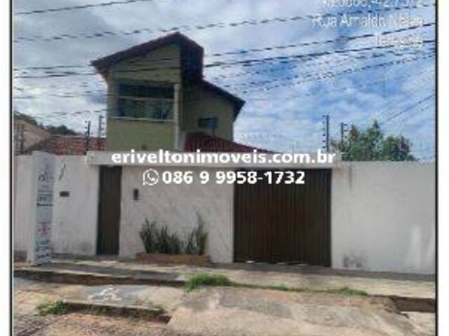 #261 - Casa Avulsa para Venda em Teresina - PI - 2