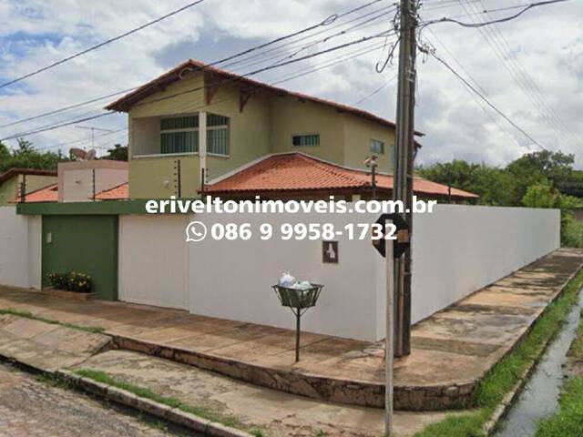 #261 - Casa Avulsa para Venda em Teresina - PI - 1