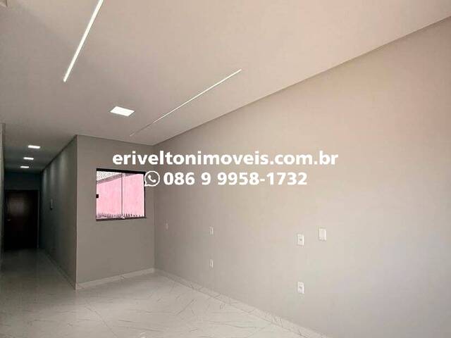 #264 - Casa Avulsa para Venda em Teresina - PI - 2