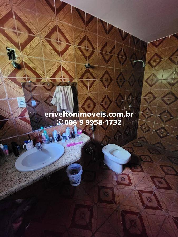 Casa à venda com 5 quartos, 235m² - Foto 19