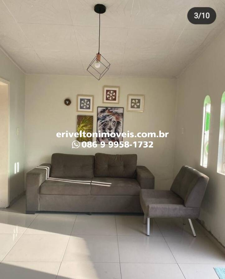 Casa à venda com 3 quartos, 70m² - Foto 3