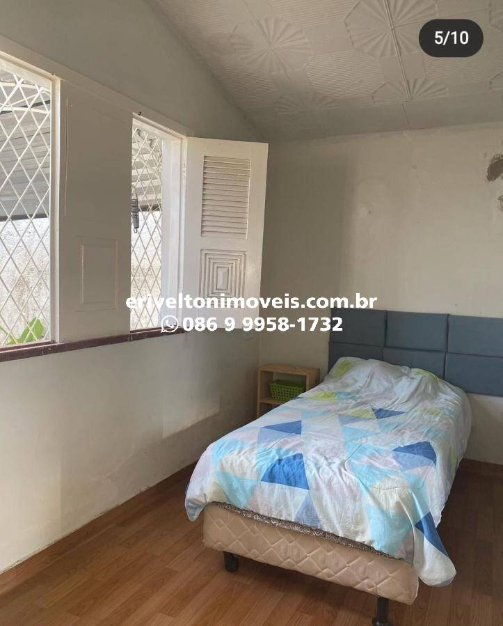 Casa à venda com 3 quartos, 70m² - Foto 9