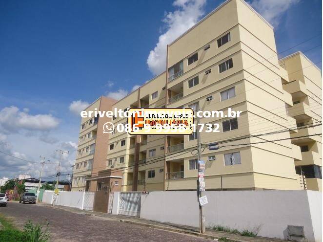 Apartamento à venda com 2 quartos, 67m² - Foto 1