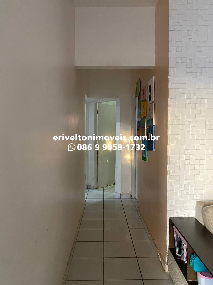 Casa à venda com 3 quartos, 80m² - Foto 8