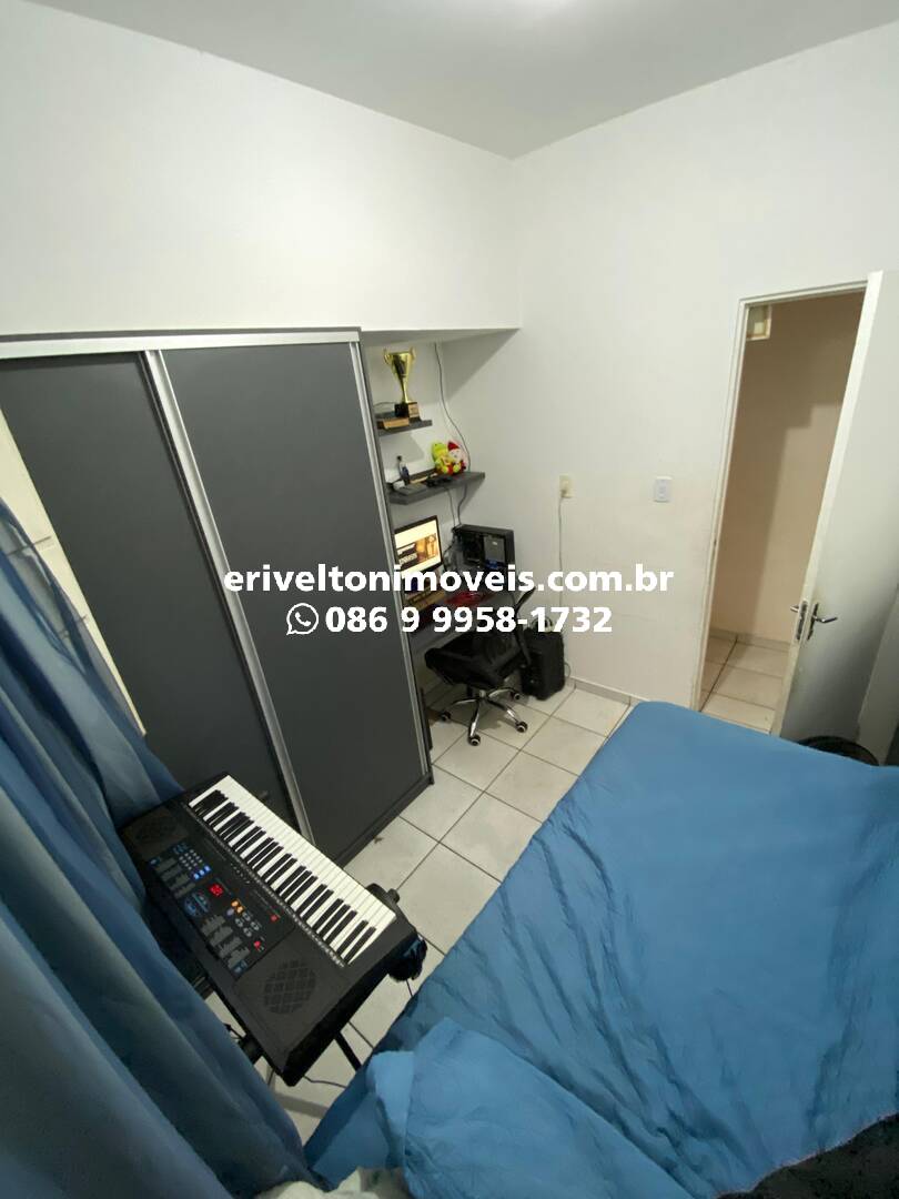 Casa à venda com 3 quartos, 80m² - Foto 16