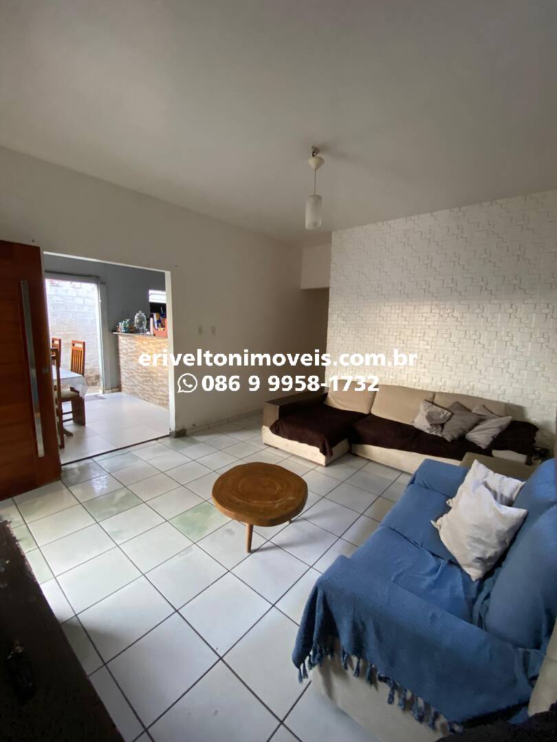 Casa à venda com 3 quartos, 80m² - Foto 18