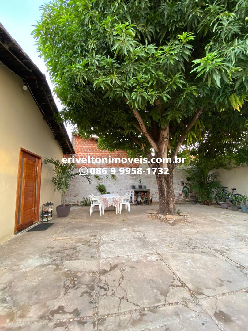 Casa à venda com 3 quartos, 80m² - Foto 22