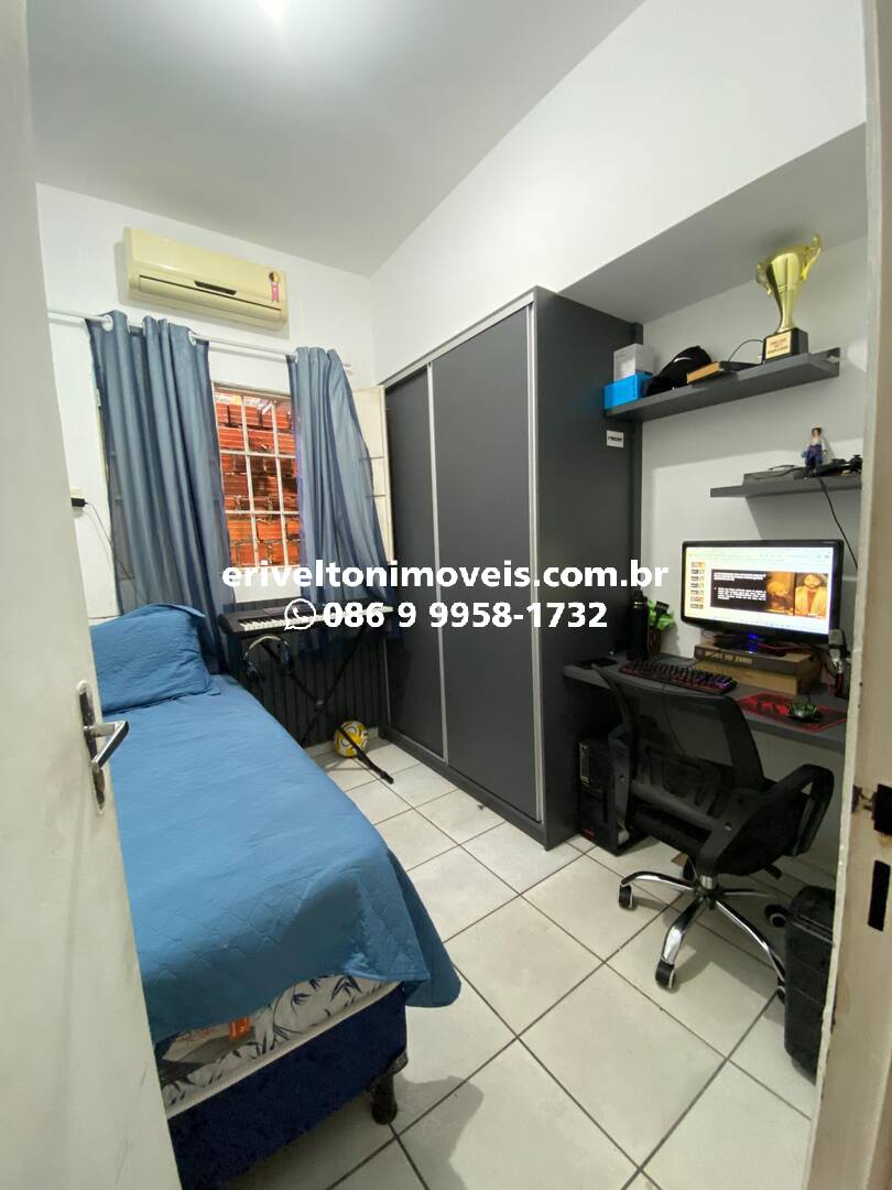 Casa à venda com 3 quartos, 80m² - Foto 25