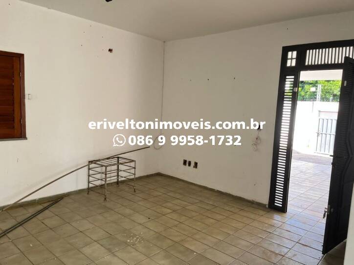 Casa à venda com 3 quartos, 139m² - Foto 9