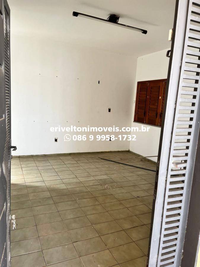 Casa à venda com 3 quartos, 139m² - Foto 12